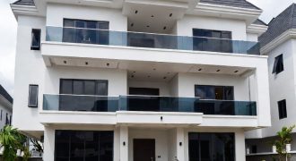Luxury 5-Bedroom Detached Duplex in Asaba